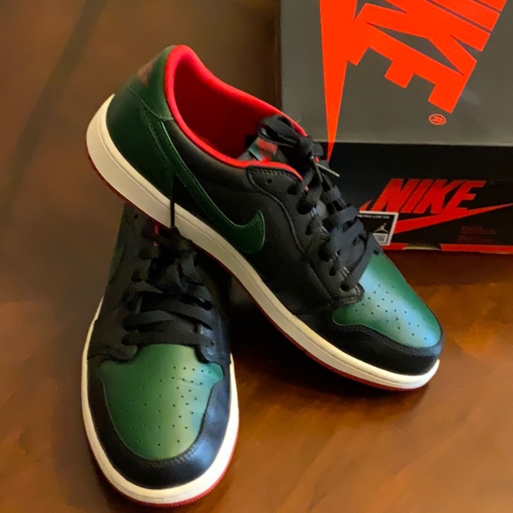 Air Jordan 1 Retro Low OG, Black/Green